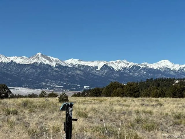 228 Navajo Path Westcliffe, CO 81252
