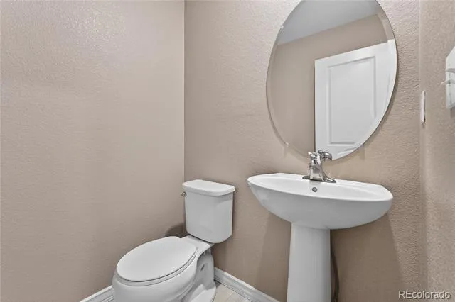 47308 Clover Avenue Bennett, CO 80102