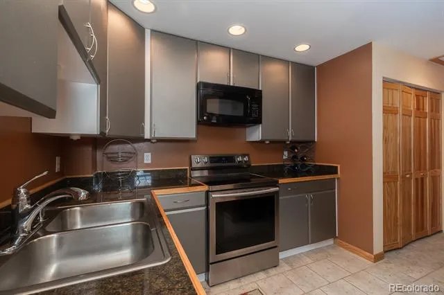 813 Ermine Lane Fraser, CO 80442