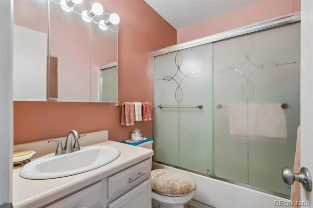 6350 E Mississippi Avenue Denver, CO 80224