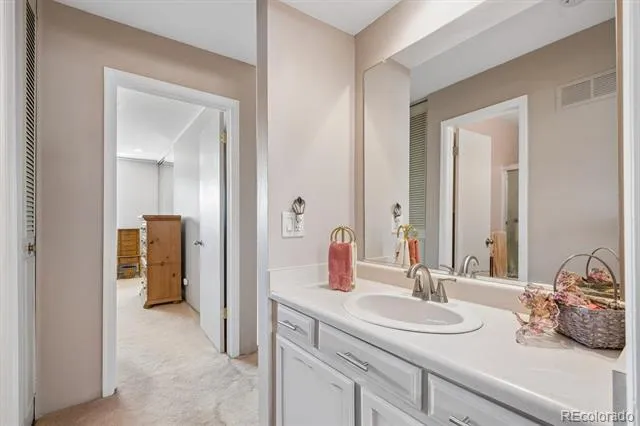 6350 E Mississippi Avenue Denver, CO 80224