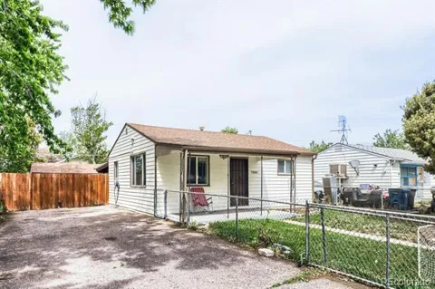 7895 Pontiac Street