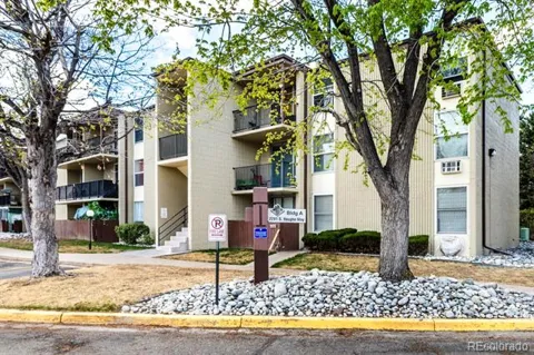 2281 S Vaughn Way #118A