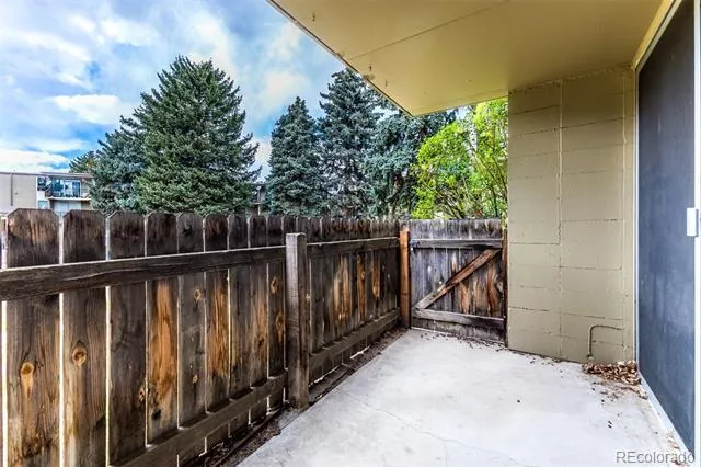 2281 S Vaughn Way #118A Aurora, CO 80014