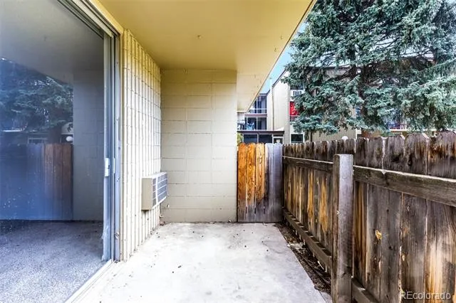 2281 S Vaughn Way #118A Aurora, CO 80014