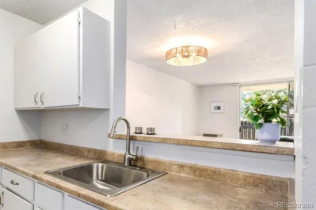 2281 S Vaughn Way #118A Aurora, CO 80014
