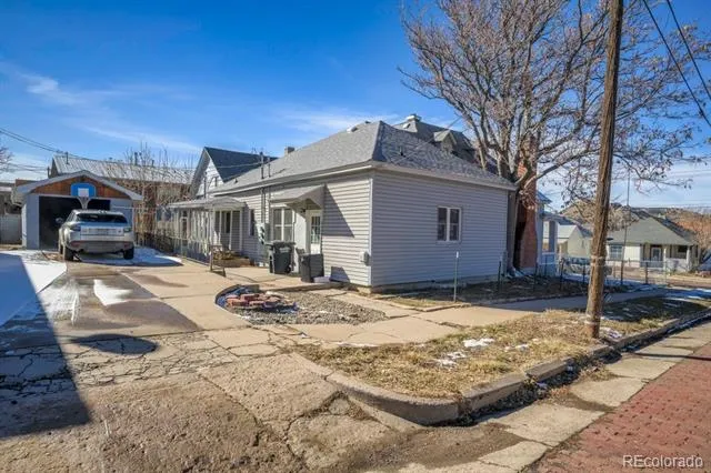 522 E First Street #A & B Trinidad, CO 81082
