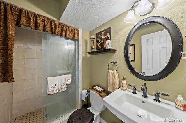 6478 S Pike Drive Larkspur, CO 80118
