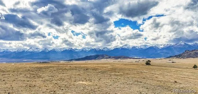 4100 Oak Grove Circle Westcliffe, CO 81252