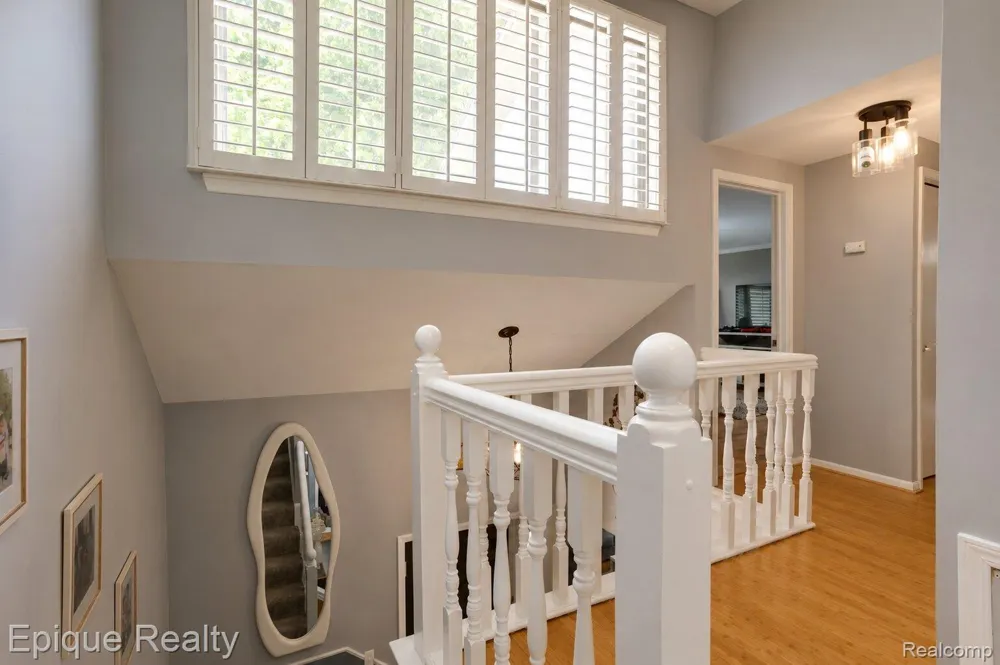 20485 Villa Grande Circle Clinton Charter Township, MI 48038