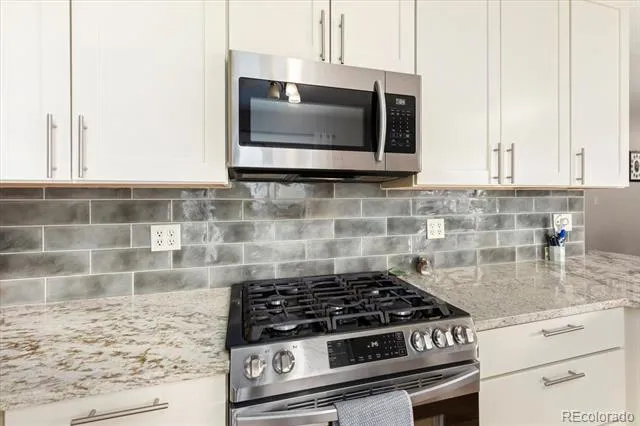 325 & 325 1/2 E 11th Street Salida, CO 81201