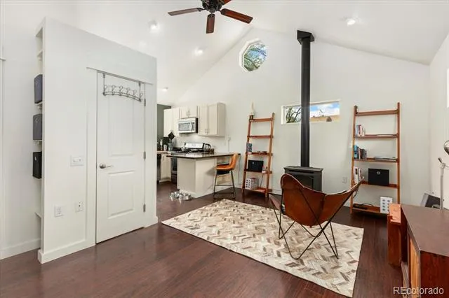 325 & 325 1/2 E 11th Street Salida, CO 81201