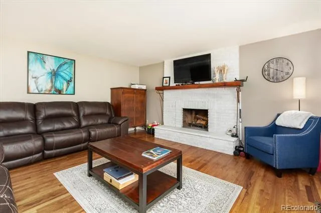 325 & 325 1/2 E 11th Street Salida, CO 81201