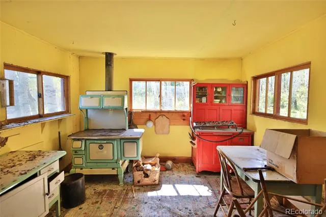 2586 26 1/10 ROAD Gateway, CO 81522
