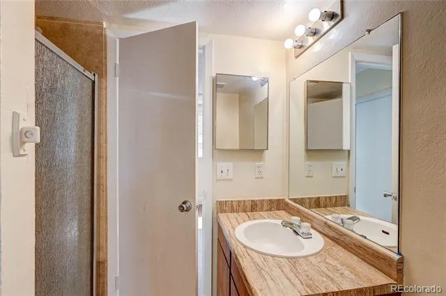 3853 S Genoa Court #C Aurora, CO 80013