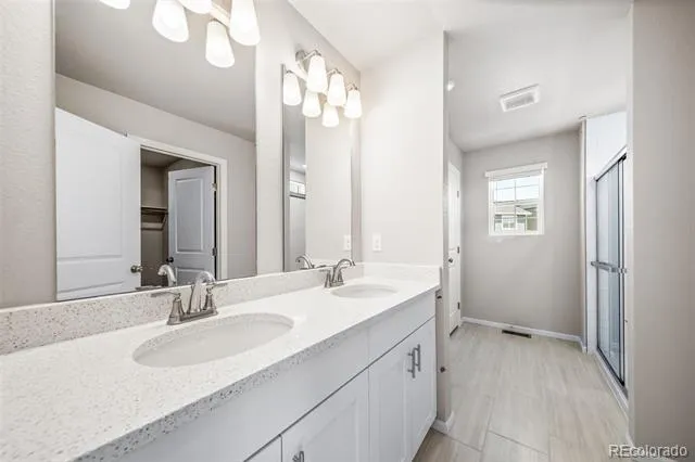 3942 Tempe Street Aurora, CO 80019