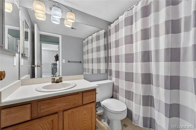 3320 S Ammons Street #101 Lakewood, CO 80227