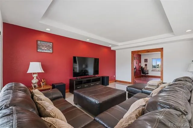 56600 E 30th Avenue Strasburg, CO 80136