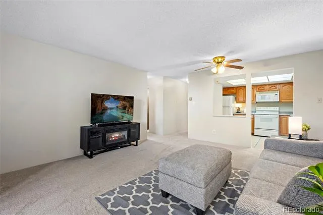 13992 E Marina Drive #407 Aurora, CO 80014