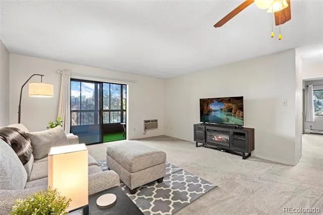 13992 E Marina Drive #407 Aurora, CO 80014