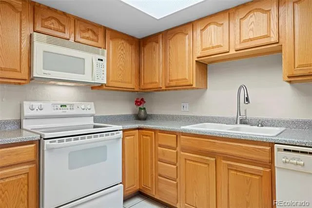 13992 E Marina Drive #407 Aurora, CO 80014