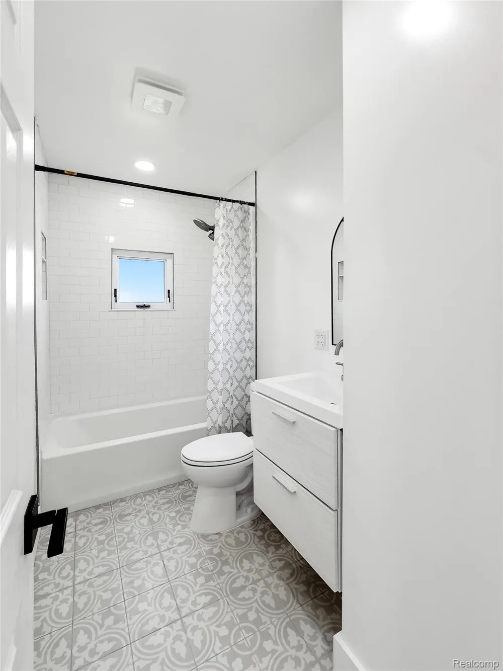 2090 Moran Avenue Lincoln Park City, MI 48146