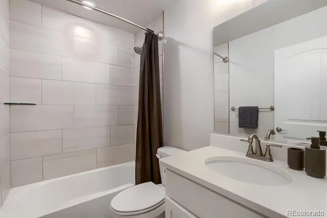 4219 Primrose Lane Evans, CO 80620