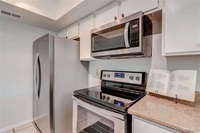 582 S Xenon Court Lakewood, CO 80228