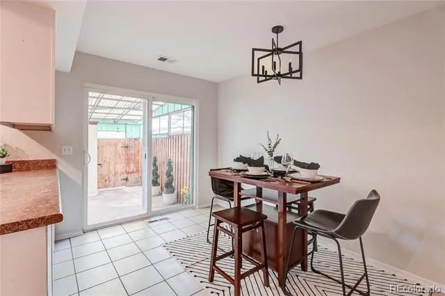 582 S Xenon Court Lakewood, CO 80228