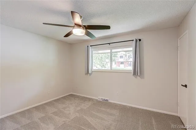 582 S Xenon Court Lakewood, CO 80228