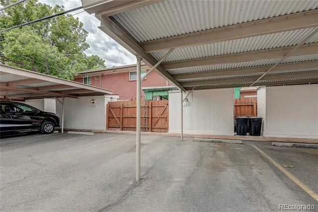 582 S Xenon Court Lakewood, CO 80228