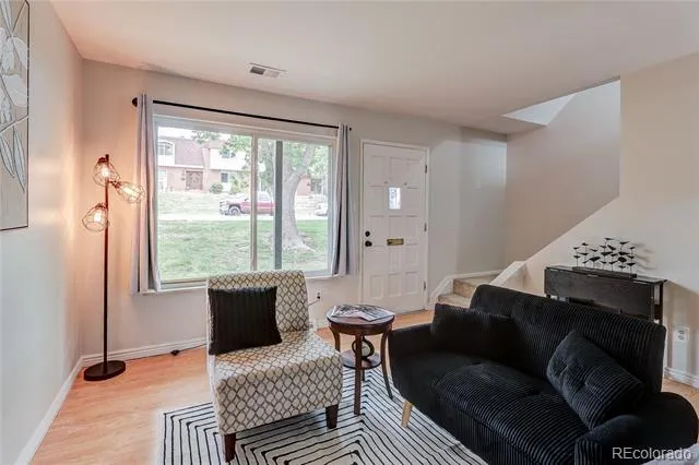 582 S Xenon Court Lakewood, CO 80228