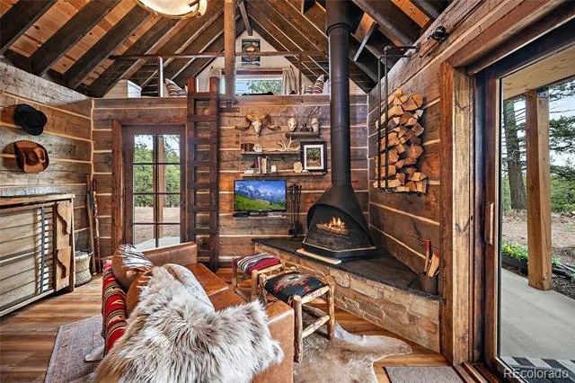 4267 County Road 51 Divide, CO 80814