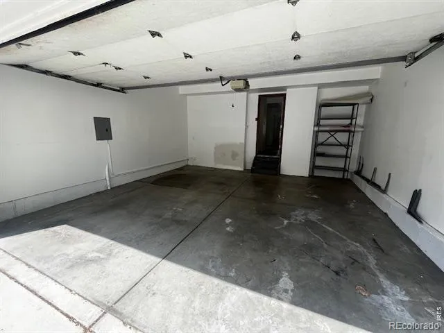 2142 Meadow Court Longmont, CO 80501
