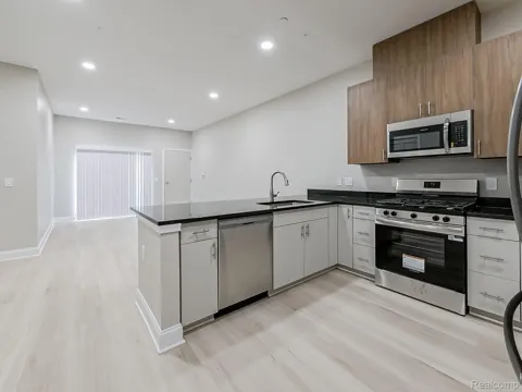 31480 Warren Road #303