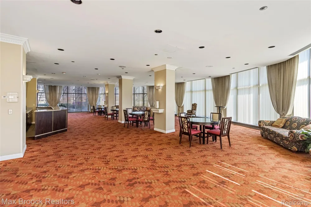 5000 Town Center #2605 Southfield City, MI 48075