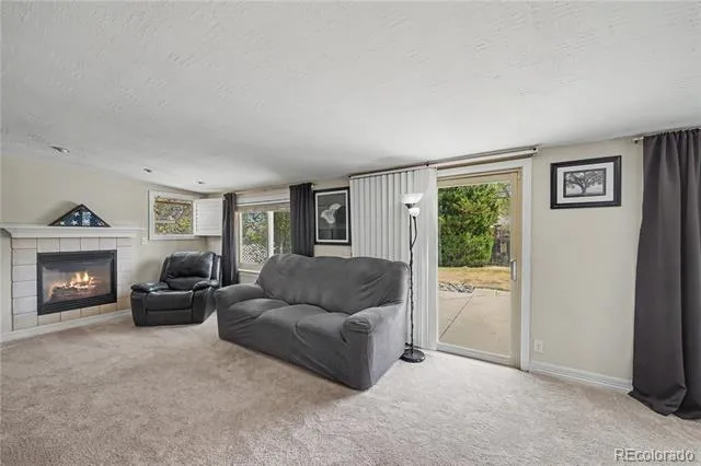 6616 S Lincoln Street Centennial, CO 80121