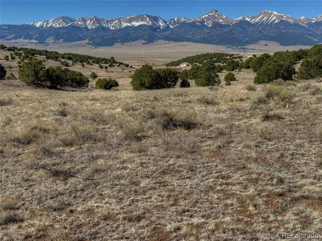 885 Crow Road Westcliffe, CO 81252