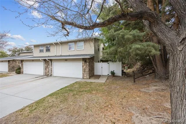 2496 S Vaughn Way #D Aurora, CO 80014