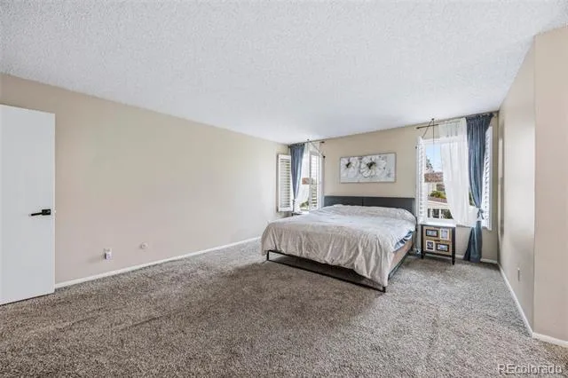 2496 S Vaughn Way #D Aurora, CO 80014