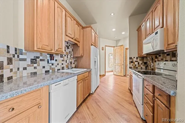 8111 S Homesteader Drive Morrison, CO 80465