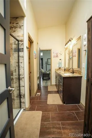 1404 Rowell Drive Lyons, CO 80540