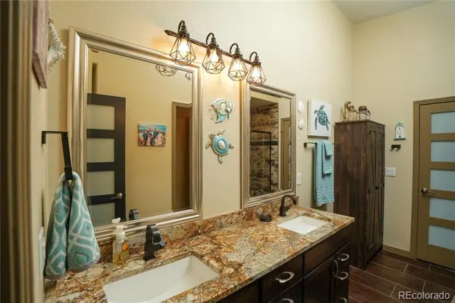 1404 Rowell Drive Lyons, CO 80540