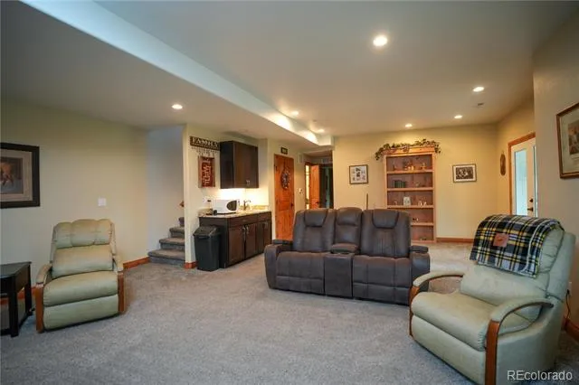 1404 Rowell Drive Lyons, CO 80540