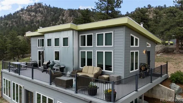 1404 Rowell Drive Lyons, CO 80540