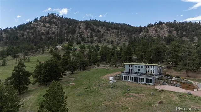 1404 Rowell Drive Lyons, CO 80540