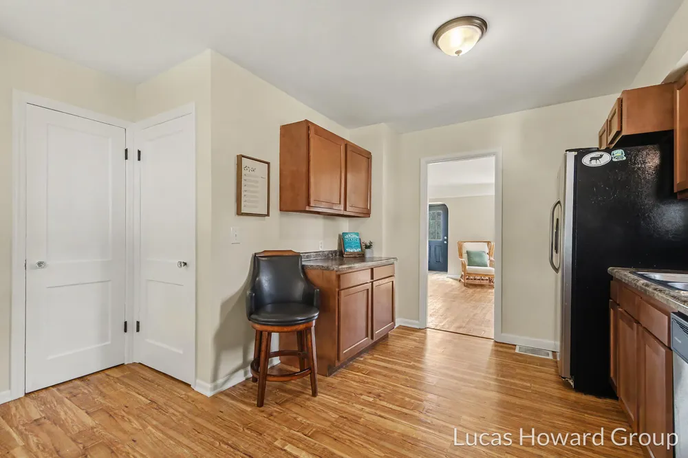 1546 Powers Avenue NW Grand Rapids City, MI 49504