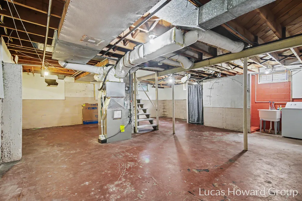 1546 Powers Avenue NW Grand Rapids City, MI 49504