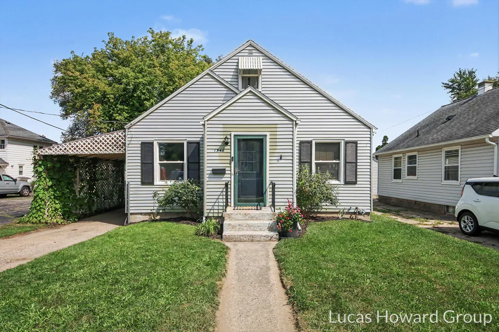 1546 Powers Avenue NW Grand Rapids City, MI 49504