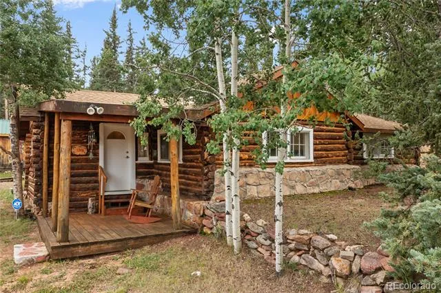 135 Daniwood Grove Florissant, CO 80816